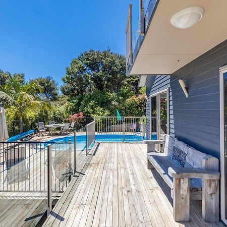 Harbour View Villa Whangaroa Exterior photo